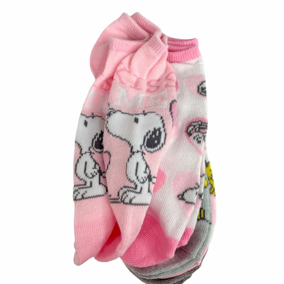 Peanuts Snoopy and Woodstock Valentine’s Socks - Picture 2 of 9